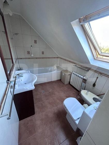 Casa spatioasa de vanzare,120 mp utili, 1900 mp teren - 9