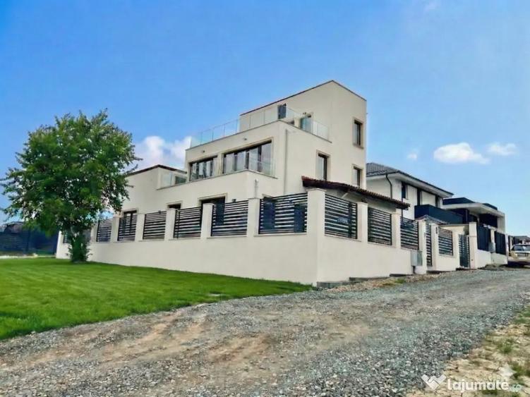 Vila cu Arhitectura Moderna - Vedere la Lac - 3