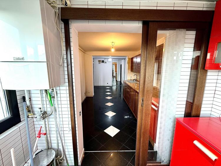 Apartament 4 camere in Crangasi - Design si materiale premium, Bloc 1982 - 13