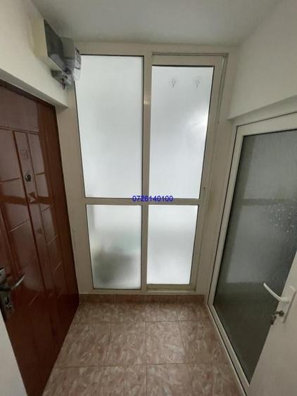 Garsoniera ,21 mp zona Piata Cet - 5