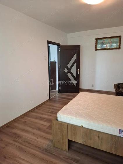 Apartament cu 2 camere decomandat în Vitan