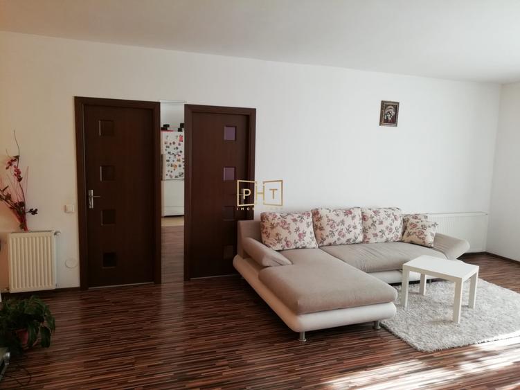 Apartament cu 2 camere semidecomandat, mobilat în Florești