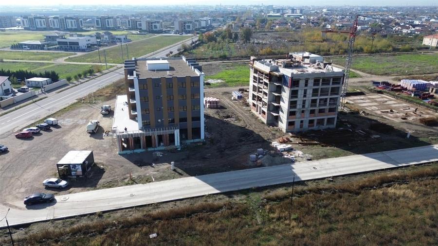 Apartament cu 3 camere decomandat în Nord