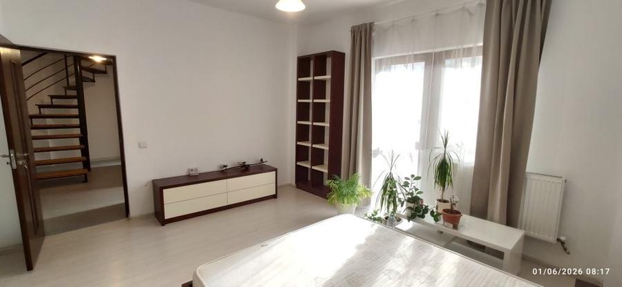 Apartament cu 2 camere decomandat, mobilat în Baza 3
