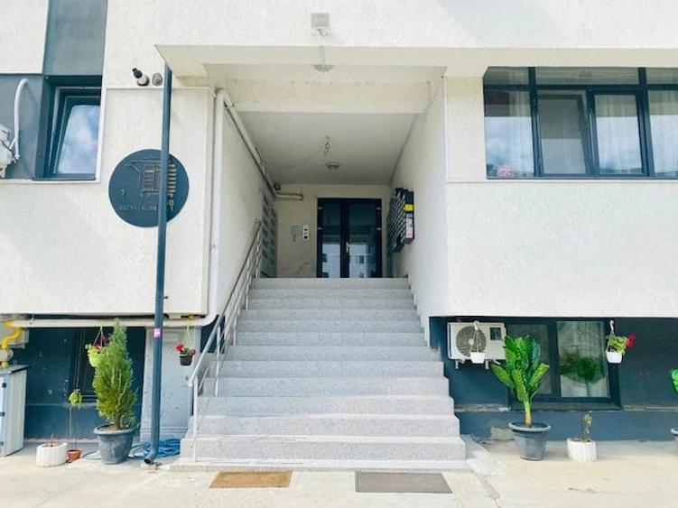 Apartament cu 2 camere decomandat în Păcii