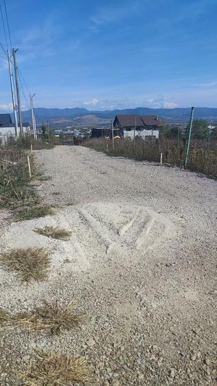 Spațiu comercial, în Zăvoi