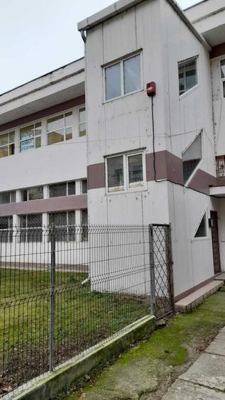 Spațiu comercial, de 290 mp, în Central