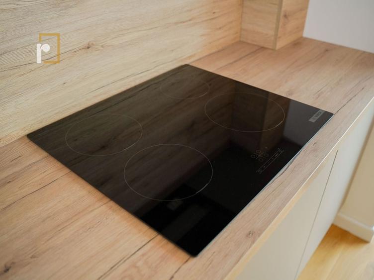 Apartament cu 2 camere semidecomandat, mobilat în Băneasa