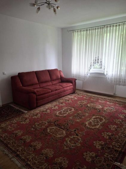 Apartament cu 3 camere decomandat în Independenței