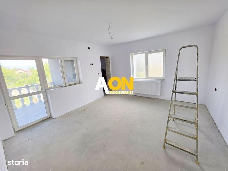 Casă cu 4 camere în Bărăbanț