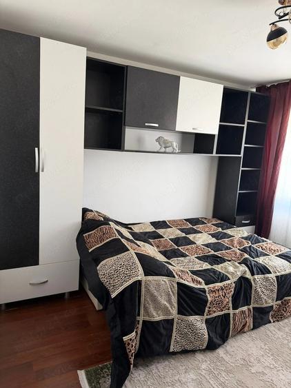 Apartament cu 2 camere decomandat în Florești