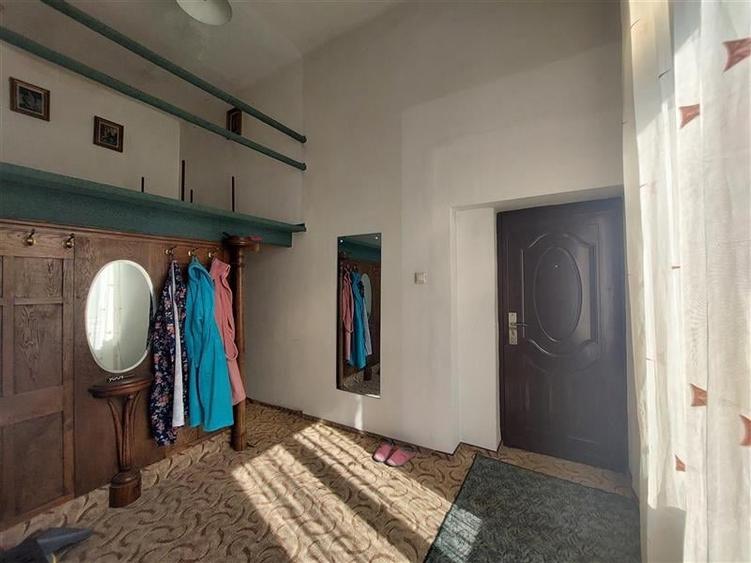 Apartament cu 2 camere decomandat, mobilat în Ultracentral