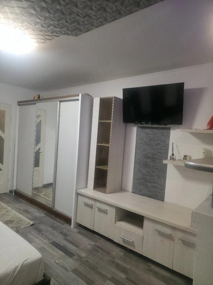 Garsonieră decomandată în Exterior Vest