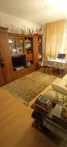 Apartament decomandat în Obor