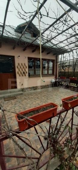 Casă individuală cu 6 camere cu Garaj în Pucioasa