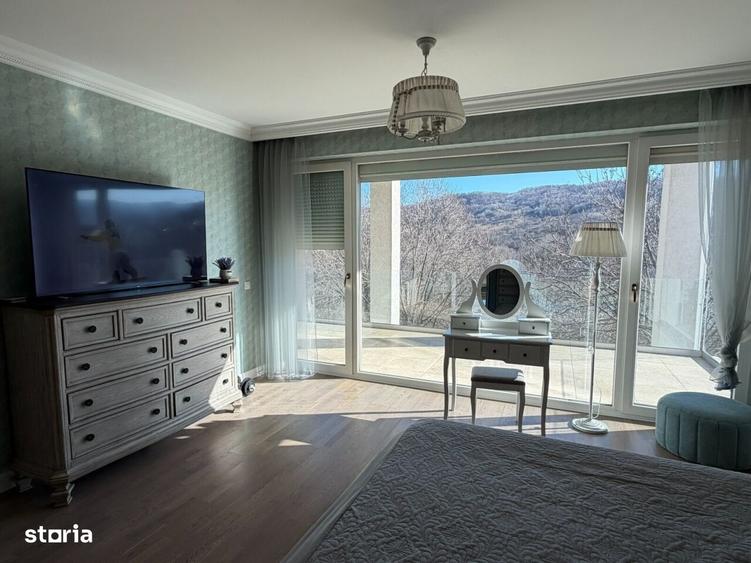 Casă cu 4 camere cu Teren 1850 Mp în Drajna
