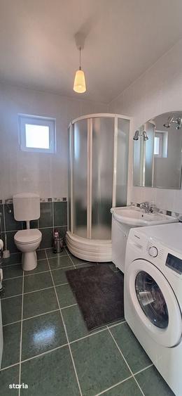 Casă cu 5 camere cu Teren 3100 Mp în Sud