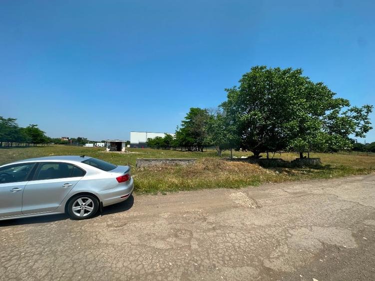 Teren Construcții intravilan de 5000 mp, în Palas