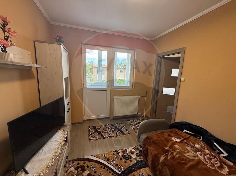 Apartament cu 2 camere semidecomandat în Nufărul