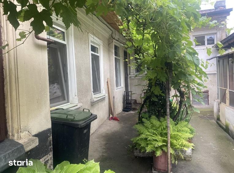 Casă cu 2 camere decomandat cu Teren 65 Mp în Foișorul de Foc