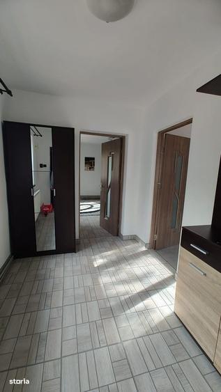 Casă cu 3 camere în Șoimuș