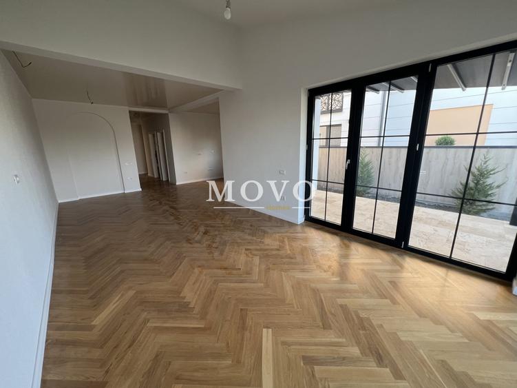 Duplex cu 5 camere cu Canalizare în Giroc