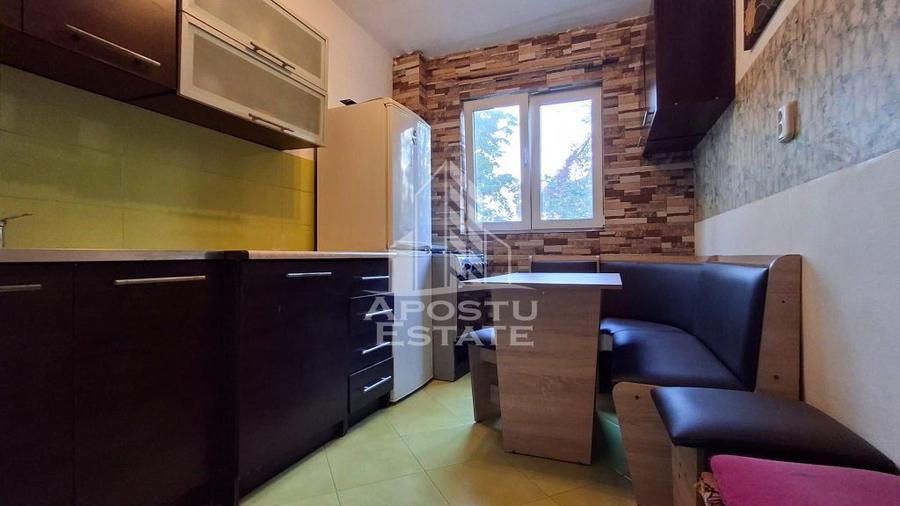 Apartament semidecomandat 3 camere, Miorita - 7