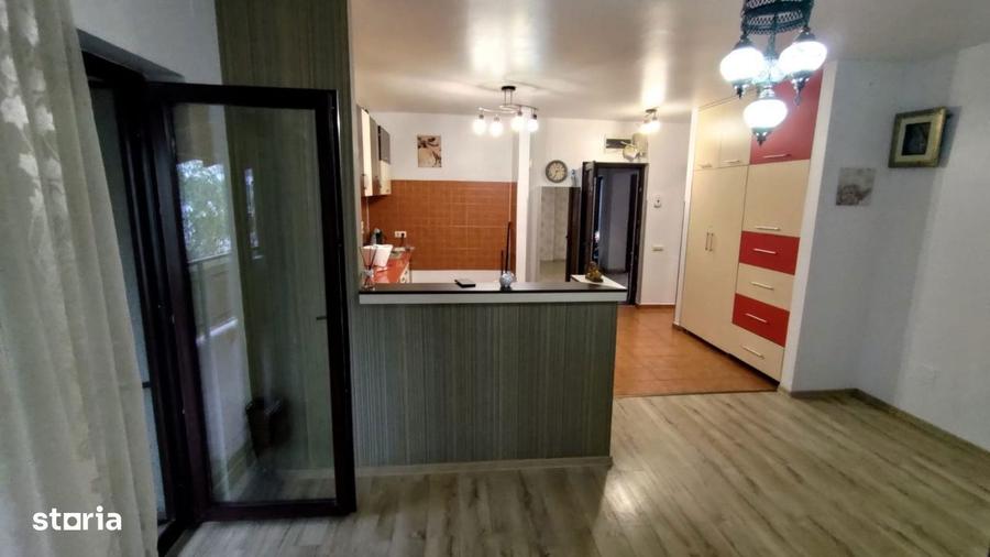 Apartament 3 camere, 79 mp, et.2/3, loc de parcare - 1