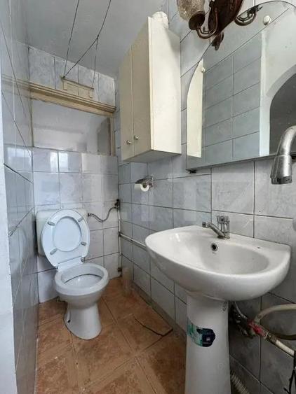 Casa cu Poten?ial de Transformare 13 Septembrie - 1