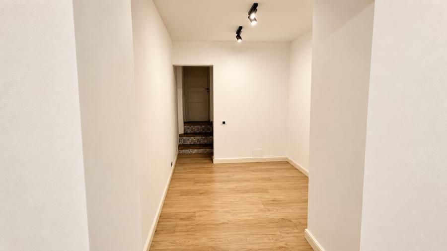 Apartament cu 3 camere în Calea Victoriei