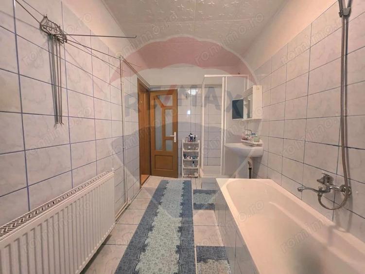 Casa pe strada Prefect Vasile Molovan- Tarnaveni - 8