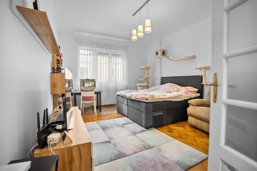 Apartament interbelic renovat, 2 camere, str. Romulus – Sector 3, 88,39 m² - 7