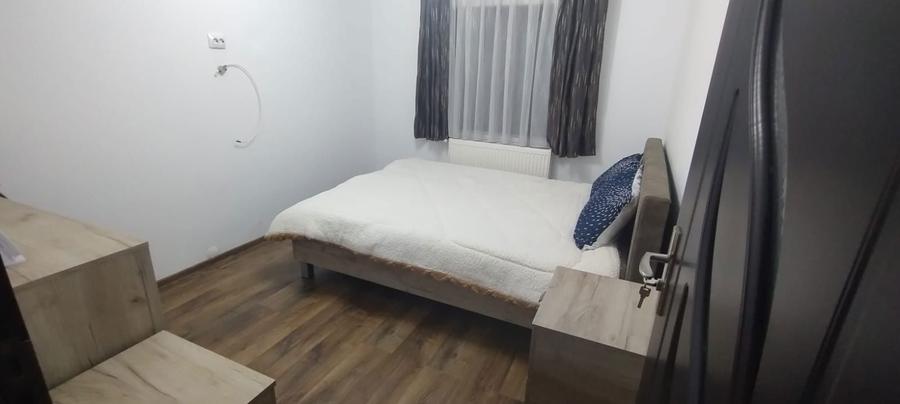 Apartamet cu 3 camere de inchiriat, etajul 2, zona CFR - 5