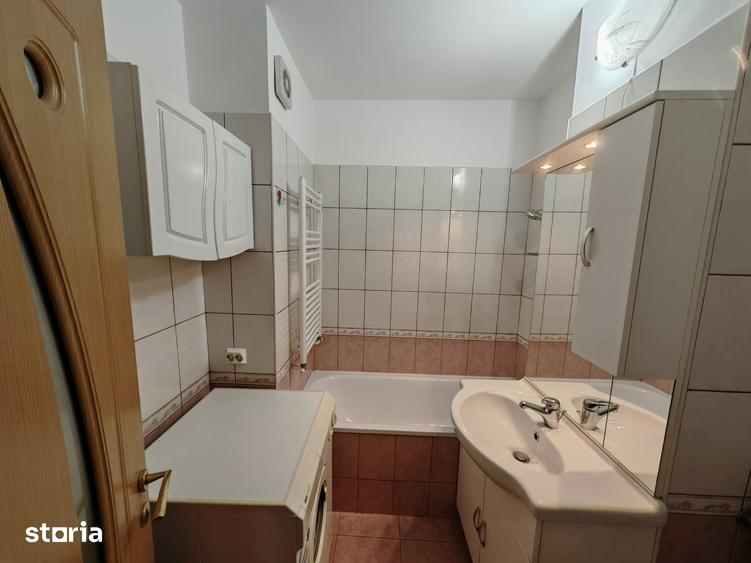 Apartament cu 2 camere decomandat în Republicii