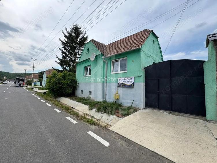 Casa spa?ioasa si 1790mp teren de vanzare in Ha?ag, la doar 30 km de Sibiu