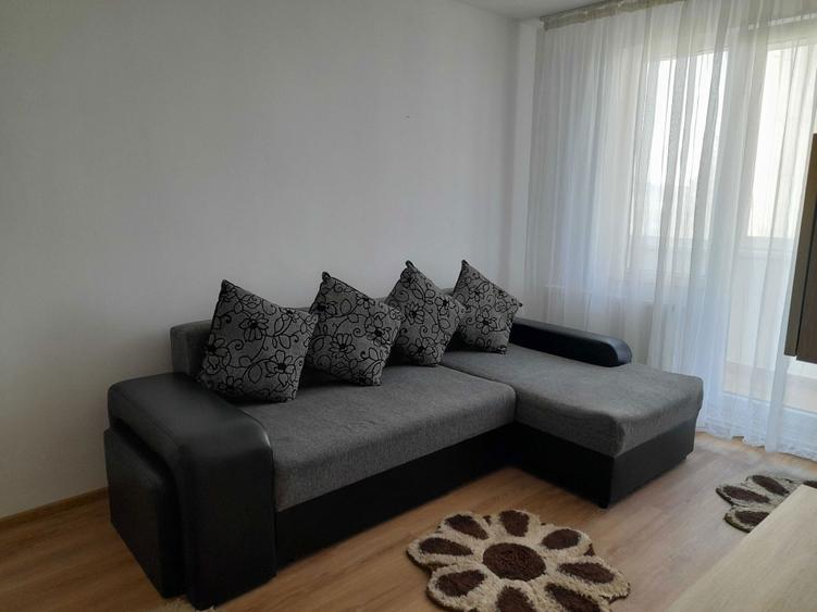 Ofer spre inchiriere garsoniera zona Astra - 5