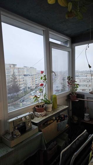 Vand apartament 3 camere ,decomandat, Bibescu Voda,et.6,incalzire centralizata conf 1 - Pitesti - 1