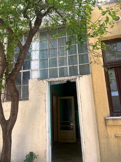 Parcul Carol, Str. Mitropolit Nifonm