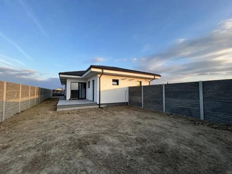 Duplex 3 camere, 89mp utili + 14mp terasa, 297mp teren in Mosnita Noua - 5