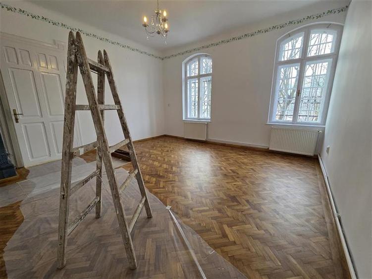 Apartament superb renovat in Centrul Istoric Brasov - 8