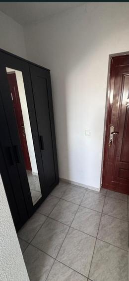 Garsoniera moderna- Tractorul- langa Coresi Mall - 4