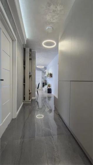 Apartament cu 3 camere, 60 mp, terasa, zona BMW - 5