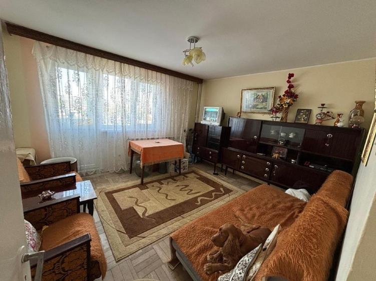 Apartament 2 camere decom - Micro 19 - 1