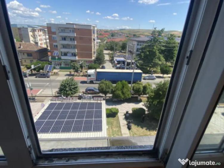 Apartament 3 camere decomandat,etaj 4/4 Bld. Racoteanu, 45 0 - 6