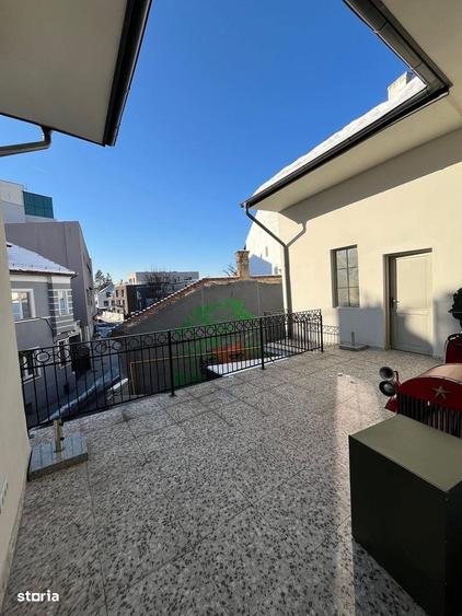 Spatiu comercial de inchiriat in centru / Cafenea / Bar/ Florarie - 2