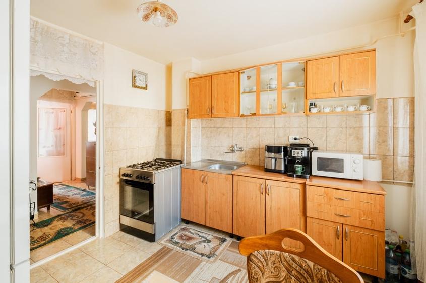 OPORTUNITATE: 3 camere + 2 bai, DECOMANDAT, Girocului – langa Spitalul Judetean. - 3