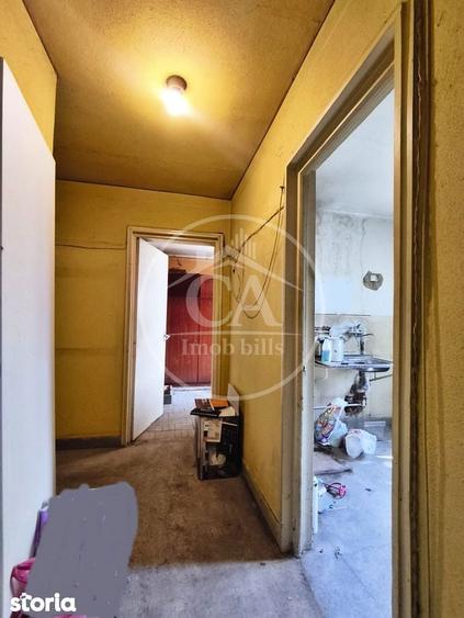 Apartament cu 3 camere de vanzare in Centru Civic, Oradea - 1