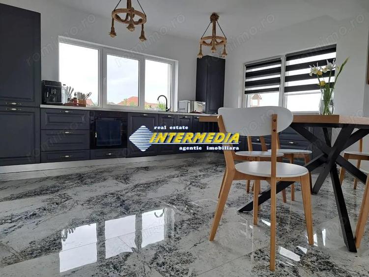 Casa NOUA de vanzare cu 4 camere cu 575 mp teren Mobilata CETATE Zona Kaufland - 6