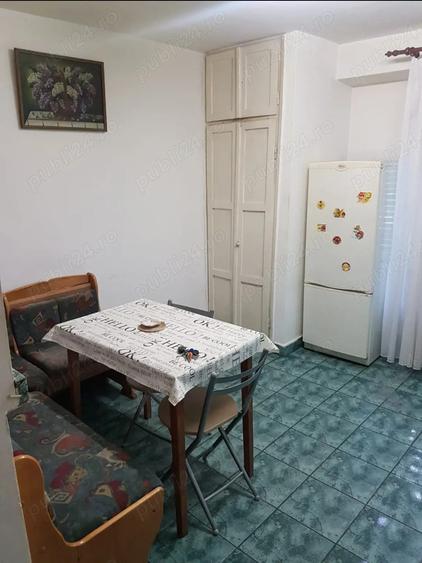 Inchiriez apartament decomandat 2 camere - 2