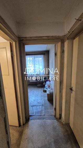 Vânzare apartament 2 camere, etaj 1, în Târgu Jiu - zona 8 Mai - 4